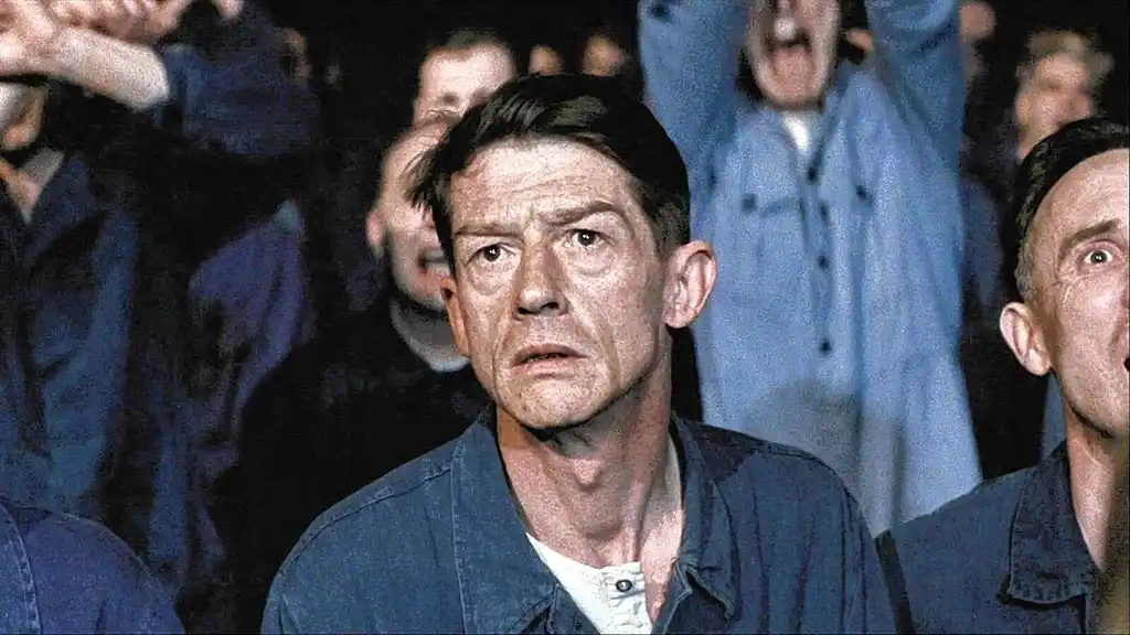 A still of Winston from the 1984 movie