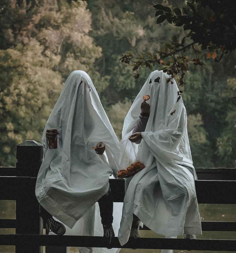 What is a ghostwriter: a pair of ghosts