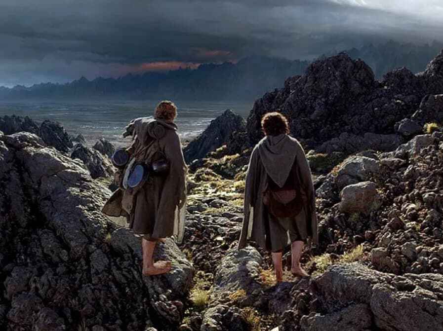 Still of Sam and Frodo walking to Mordor